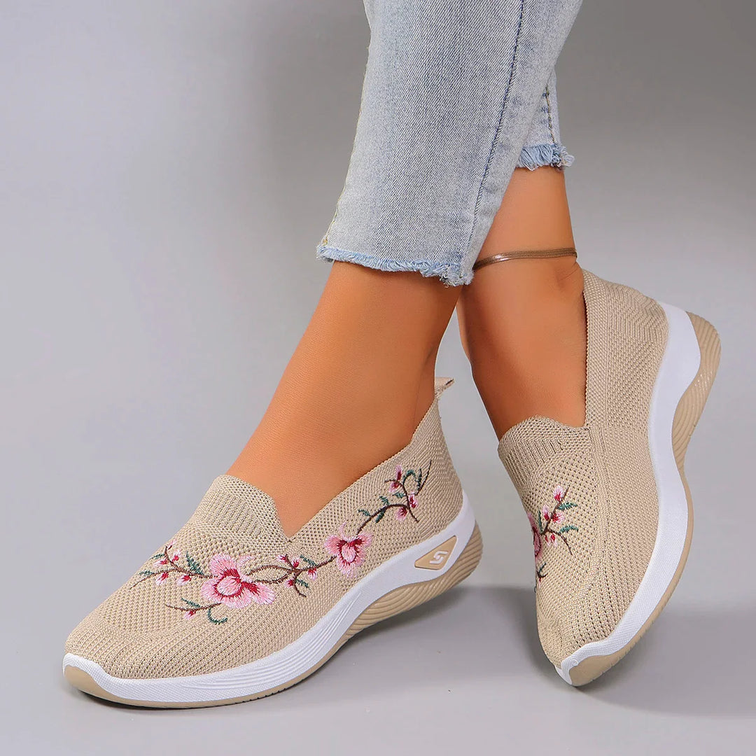 RelaxFit | Orthopaedic Shoes + Free Insoles