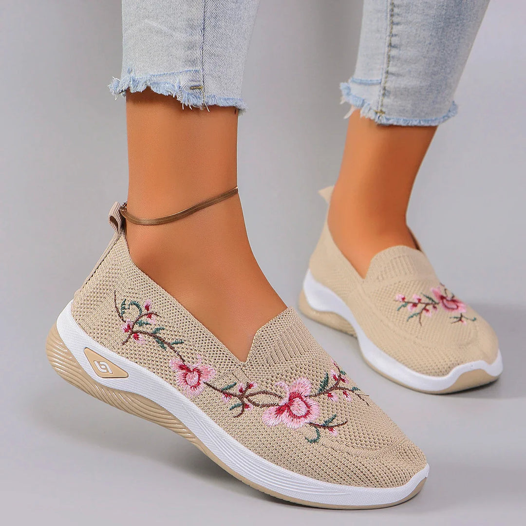 RelaxFit | Orthopaedic Shoes + Free Insoles
