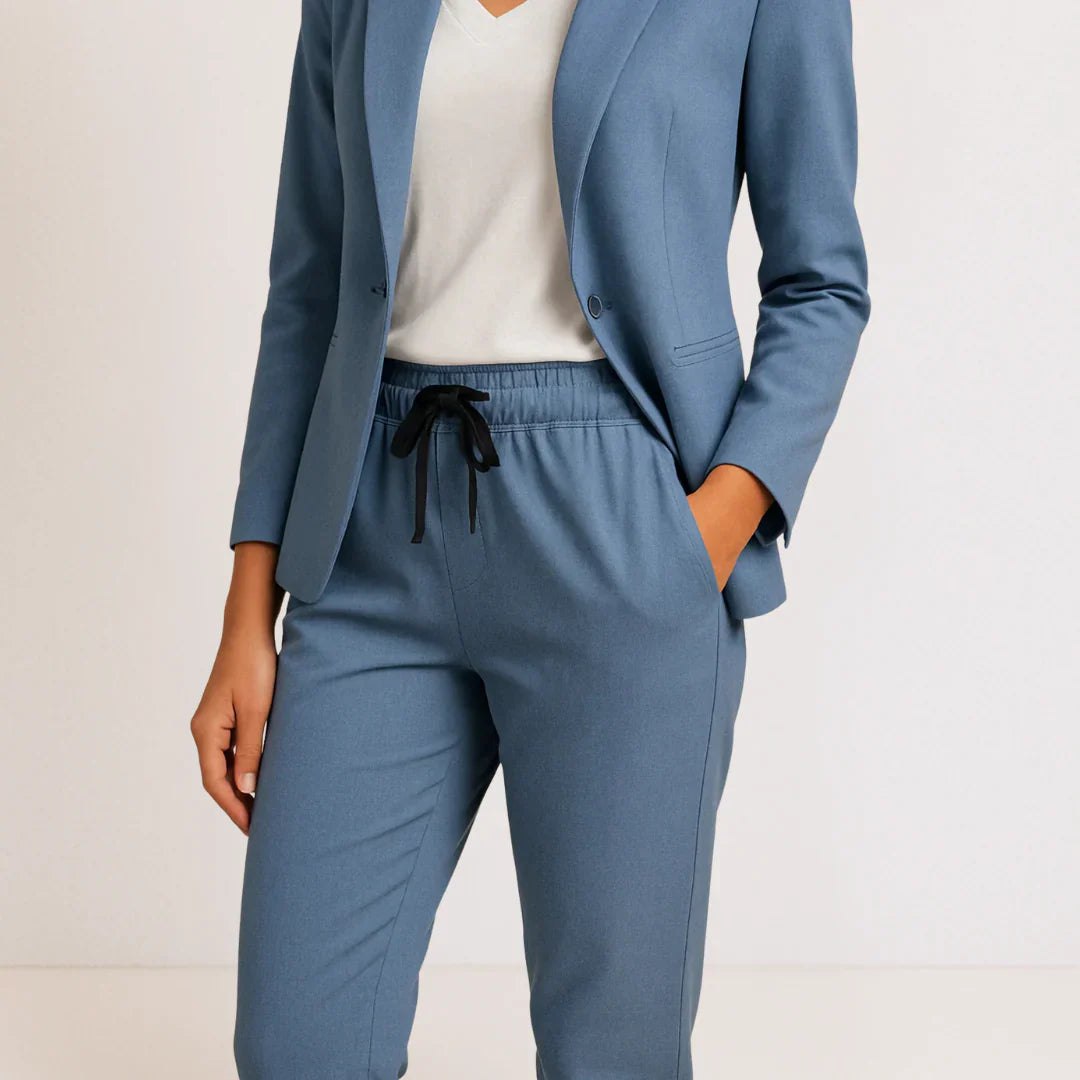The Beatrice Modern Comfort Set