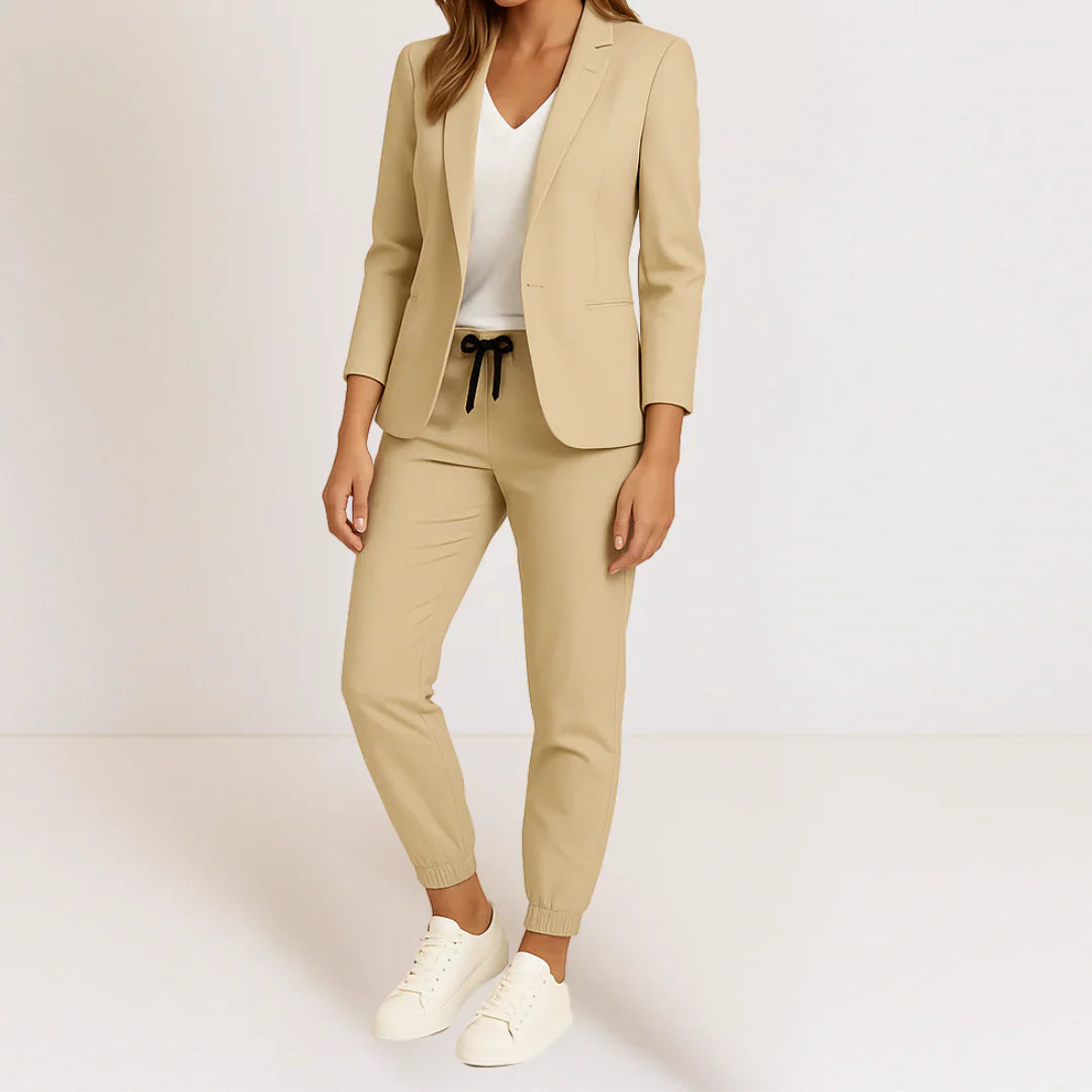 The Beatrice Modern Comfort Set