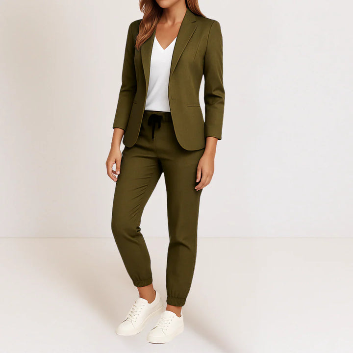 The Beatrice Modern Comfort Set