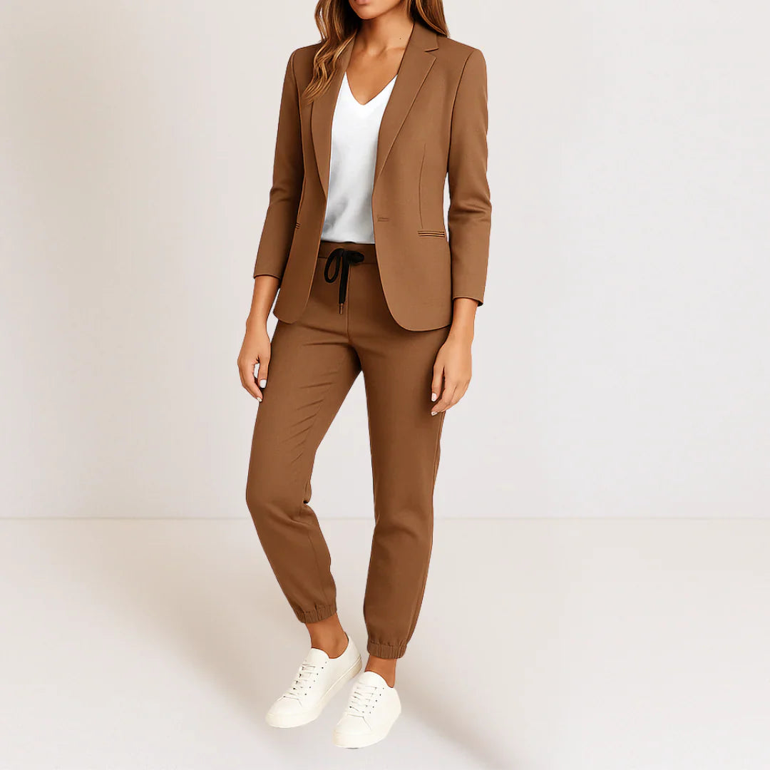 The Beatrice Modern Comfort Set