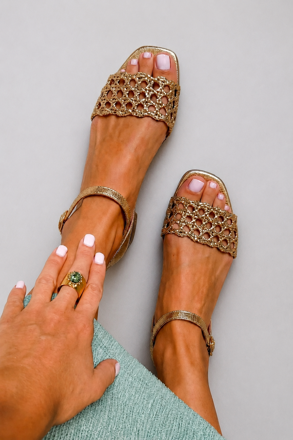 AURORA | Golden Sandals Charm of Summer